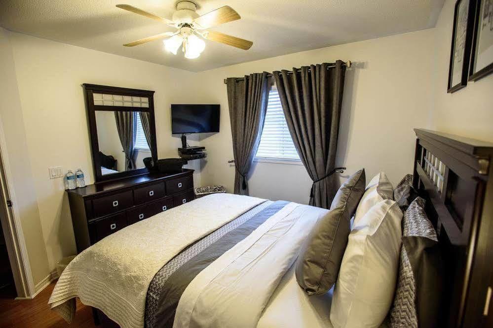 Newton Villa Emerald House Brampton Eksteriør bilde