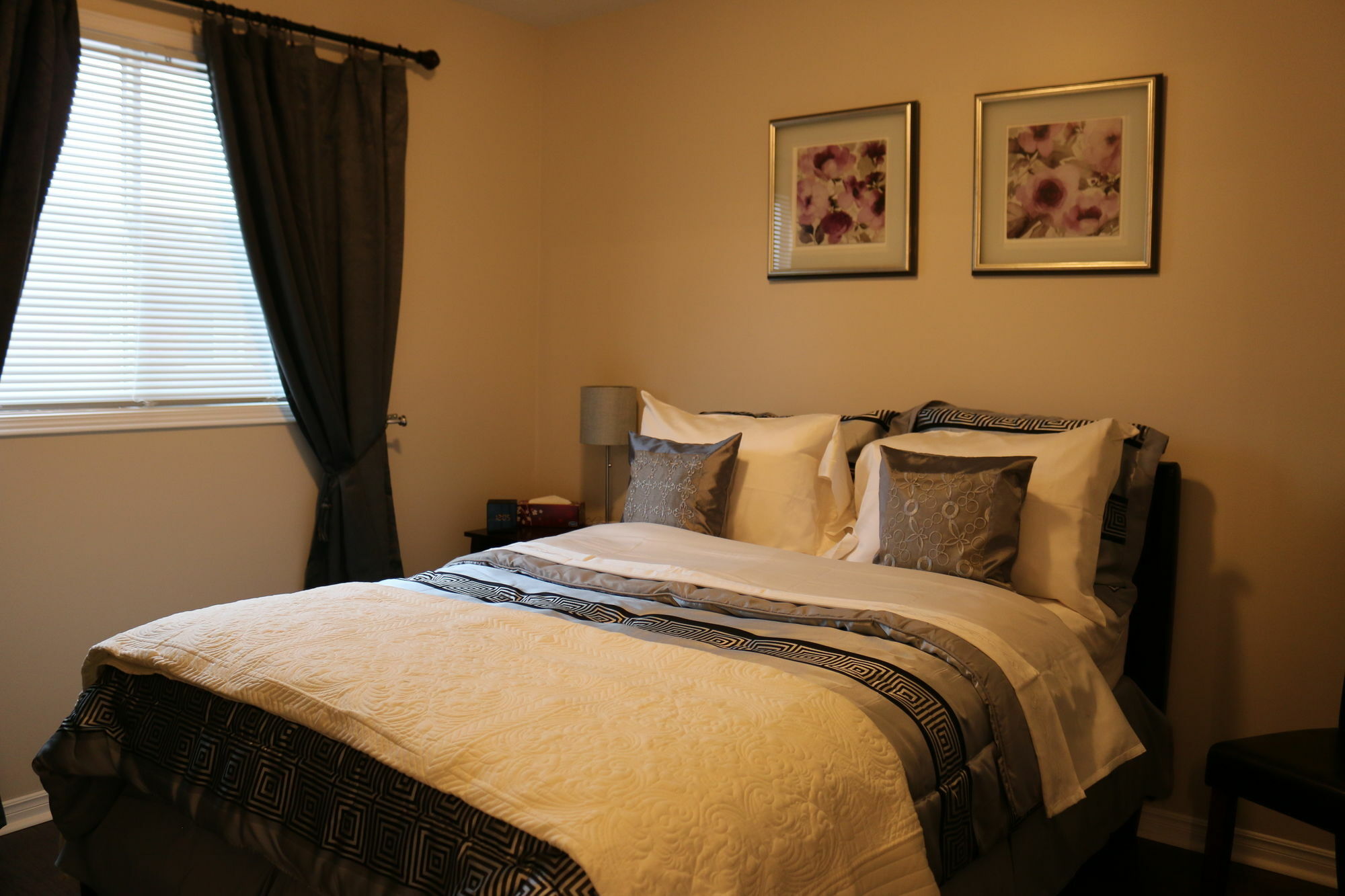 Newton Villa Emerald House Brampton Eksteriør bilde