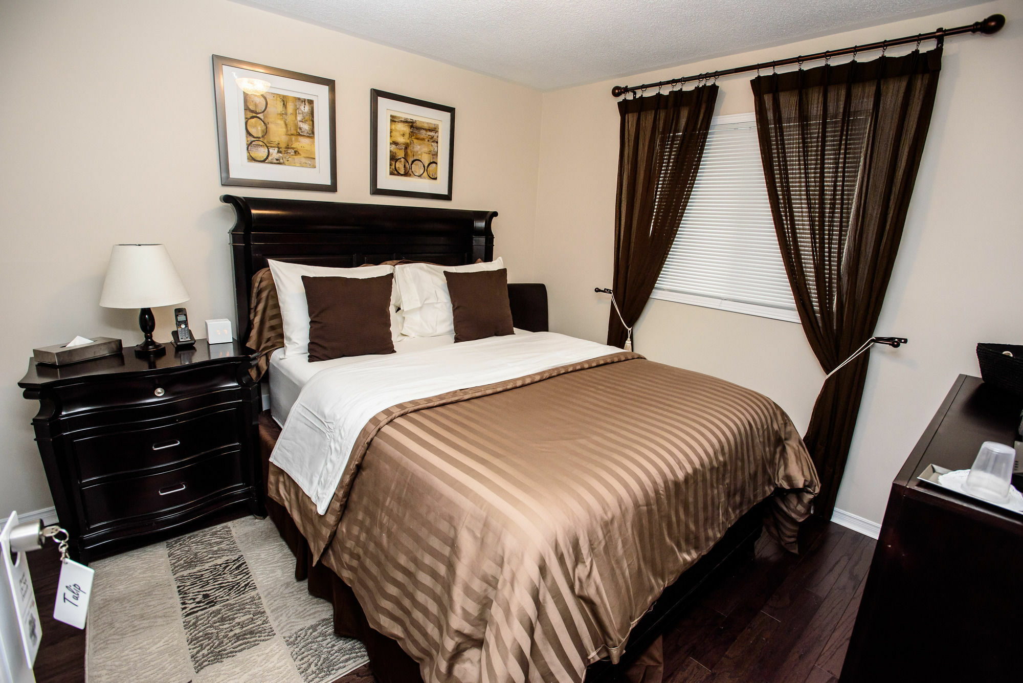 Newton Villa Emerald House Brampton Eksteriør bilde
