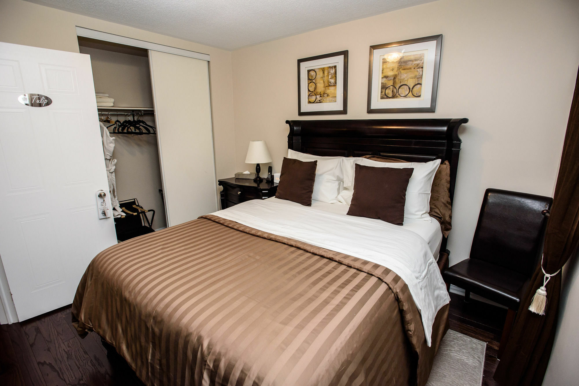 Newton Villa Emerald House Brampton Eksteriør bilde